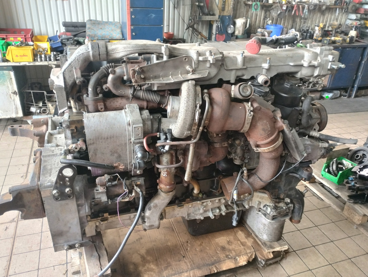 Silnik Engine MAN TGS TGX D2676 LF51 E6 500 HP - 发动机及其零件:图1 Silnik Engine MAN TGS TGX D2676 LF51 E6 500 HP - 发动机及其零件:图1