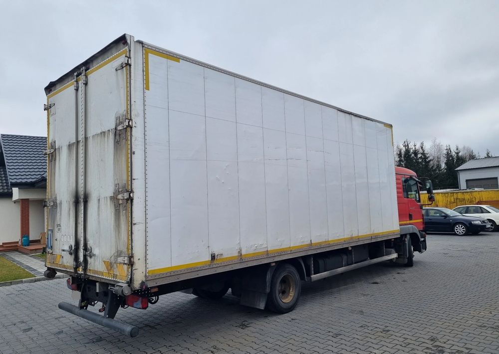 MAN TGL 12 220 - 厢式卡车:图3 MAN TGL 12 220 - 厢式卡车:图3