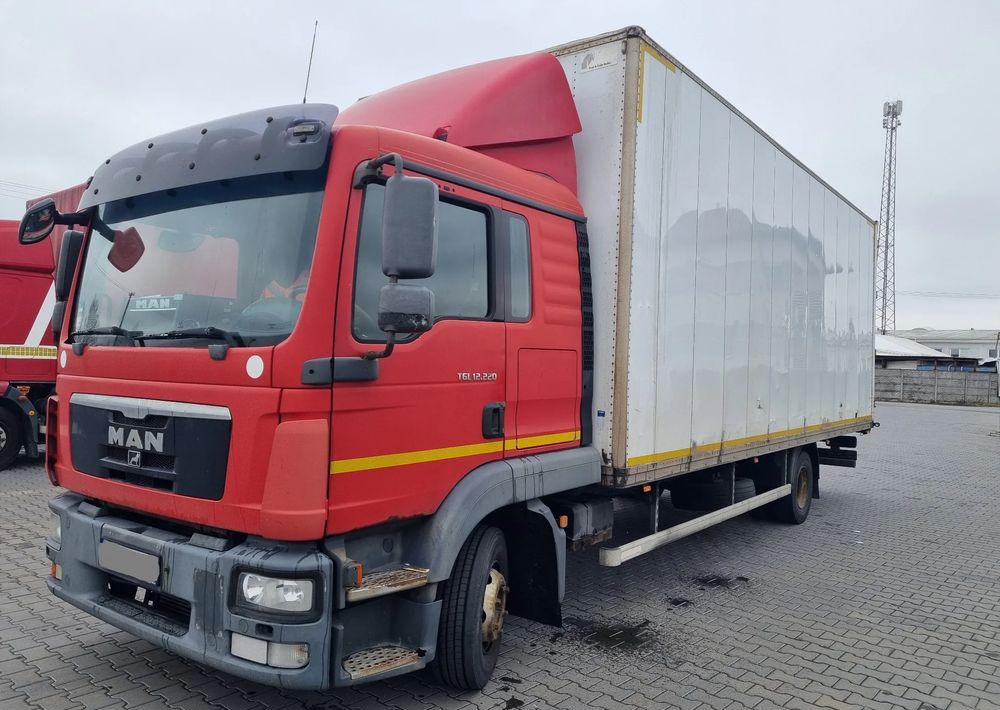 MAN TGL 12 220 - 厢式卡车:图1 MAN TGL 12 220 - 厢式卡车:图1