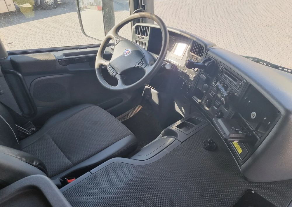 Scania P360 - 驾驶室底盘卡车:图5 Scania P360 - 驾驶室底盘卡车:图5
