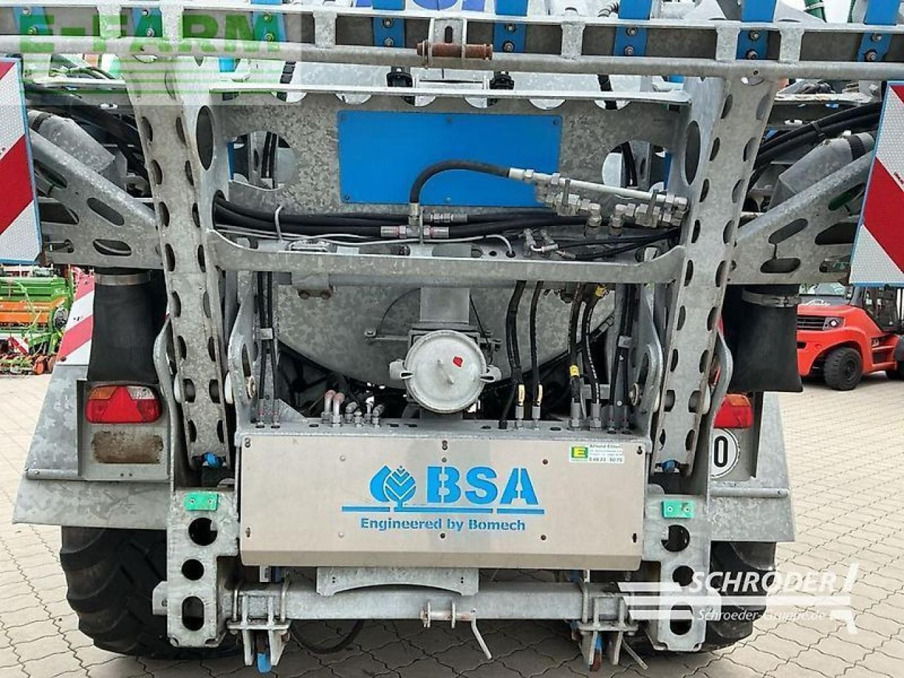 施肥设备 BSA dlp 615 l + bomech farmer 15：图8