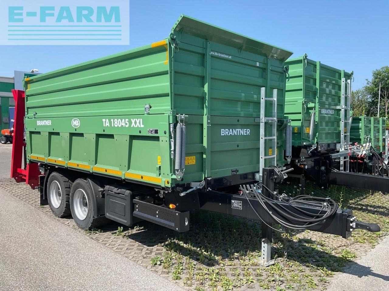 Brantner TA 18045 XXL - 农场自卸拖车/ 自卸车:图1 Brantner TA 18045 XXL - 农场自卸拖车/ 自卸车:图1