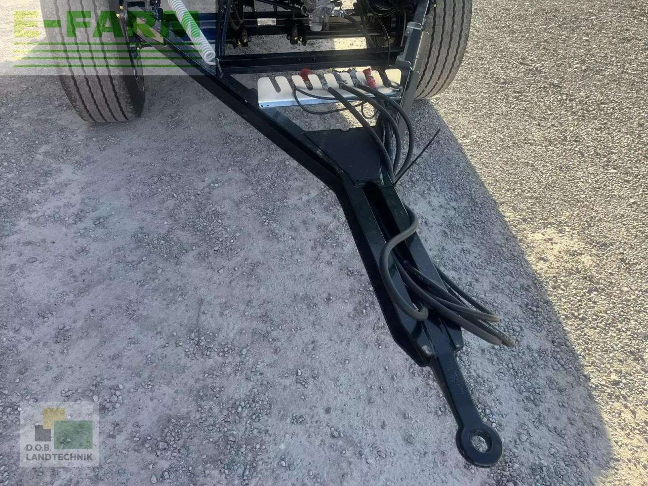 Brantner z 18051 xxl - 农场自卸拖车/ 自卸车:图4 Brantner z 18051 xxl - 农场自卸拖车/ 自卸车:图4