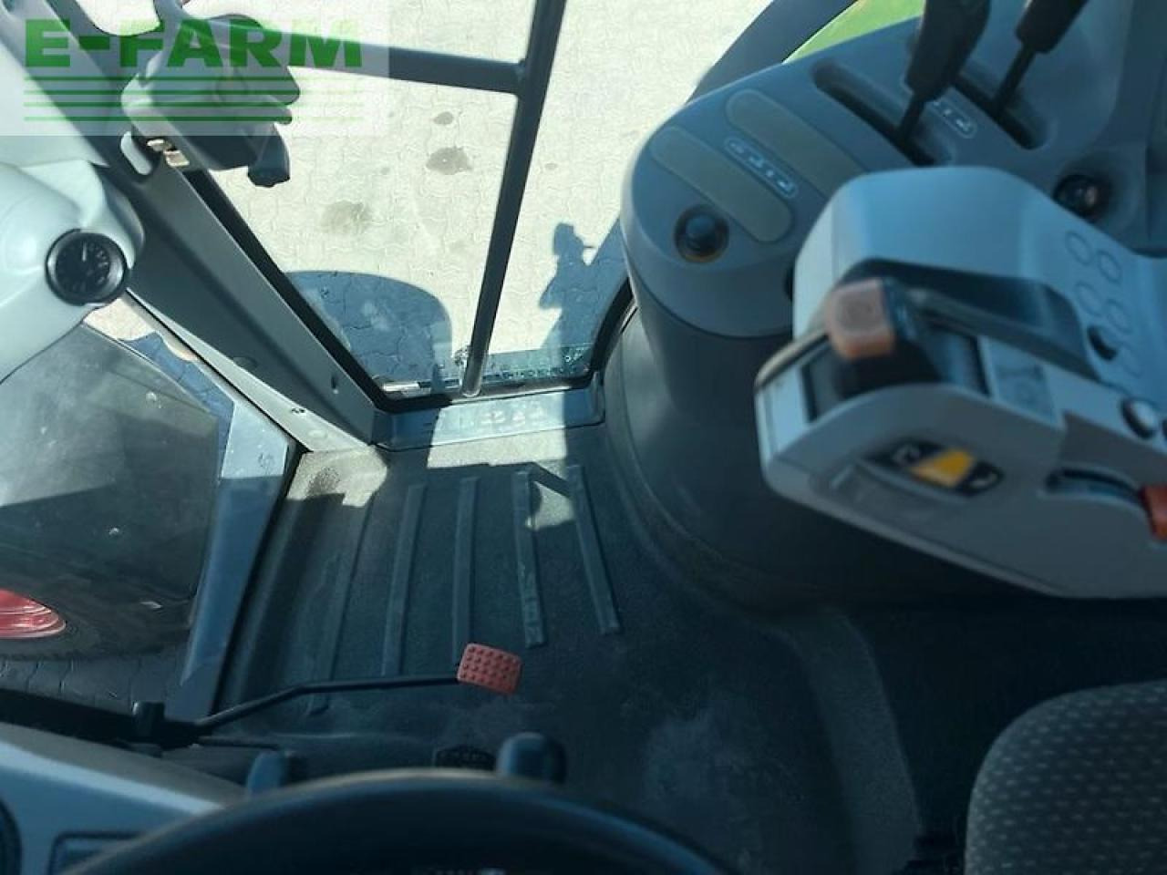 CLAAS arion 620 - 拖拉机:图2 CLAAS arion 620 - 拖拉机:图2