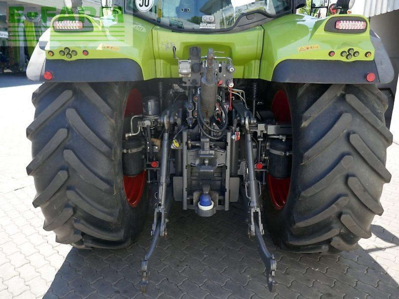 CLAAS arion 660 cmatic cebis CMATIC CEBIS - 拖拉机:图5 CLAAS arion 660 cmatic cebis CMATIC CEBIS - 拖拉机:图5