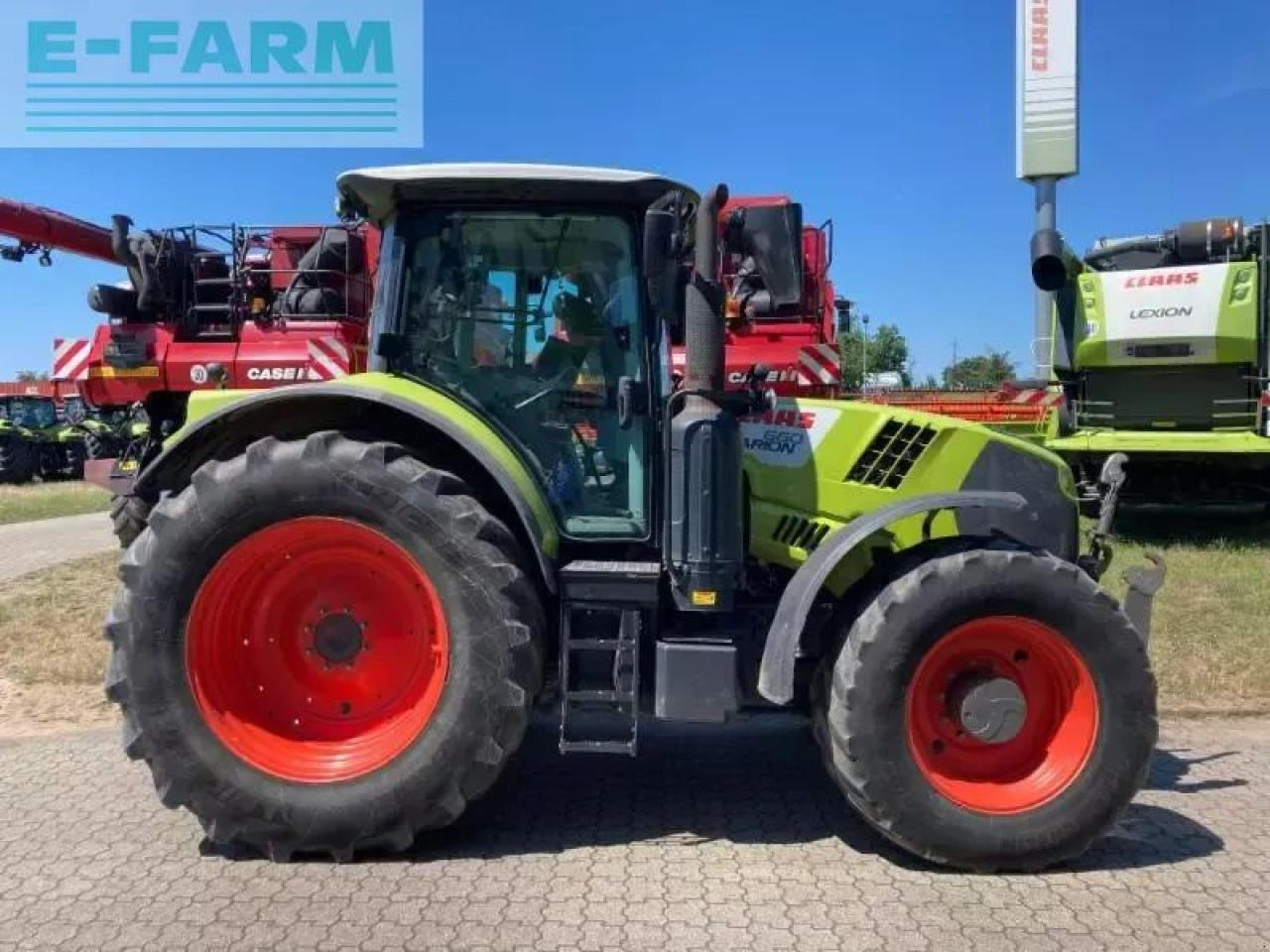 CLAAS arion 660 cmatic cebis CMATIC CEBIS - 拖拉机:图4 CLAAS arion 660 cmatic cebis CMATIC CEBIS - 拖拉机:图4