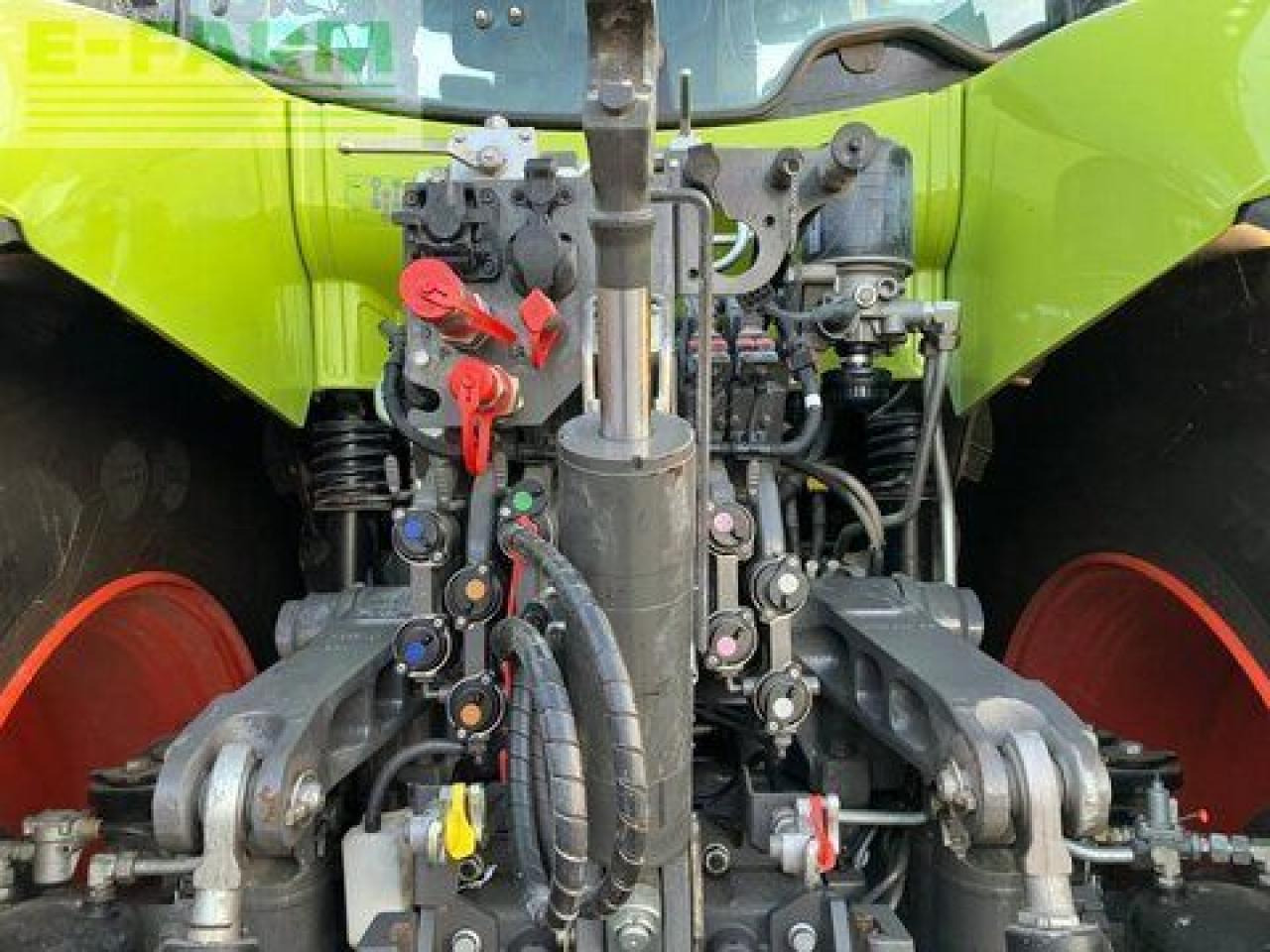 拖拉机 CLAAS axion 870 cmatic cebis CMATIC CEBIS:图18 拖拉机 CLAAS axion 870 cmatic cebis CMATIC CEBIS:图18