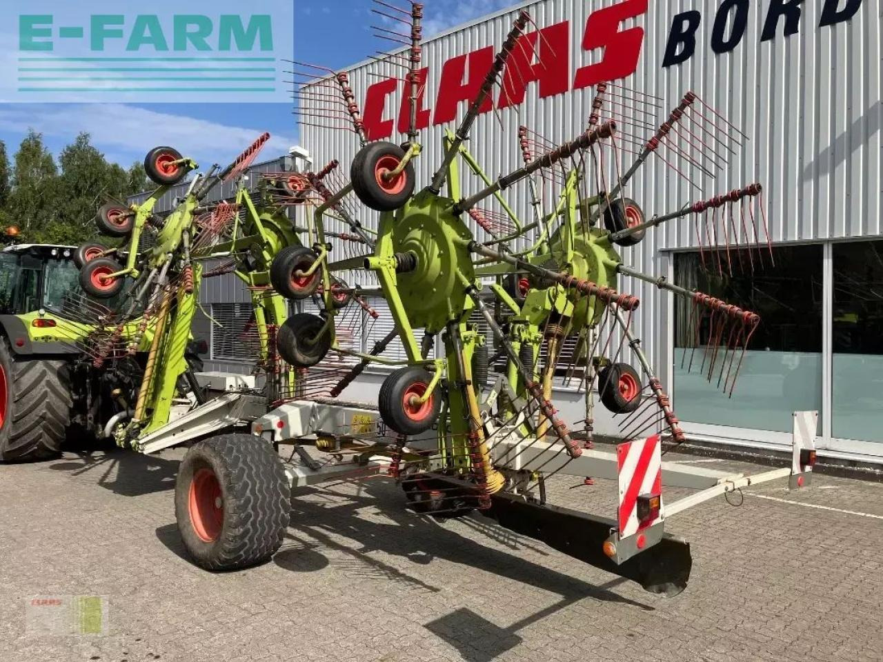 CLAAS liner 3000 - 翻草机/ 搂草机:图2 CLAAS liner 3000 - 翻草机/ 搂草机:图2