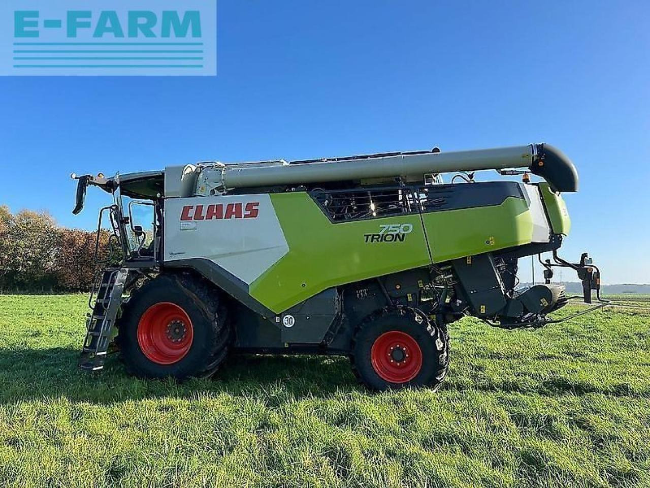 CLAAS trion 750 - 联合收割机:图1 CLAAS trion 750 - 联合收割机:图1