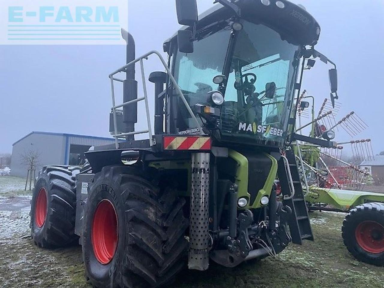 CLAAS xerion 3800 saddle trac SADDLE TRAC - 拖拉机:图1 CLAAS xerion 3800 saddle trac SADDLE TRAC - 拖拉机:图1