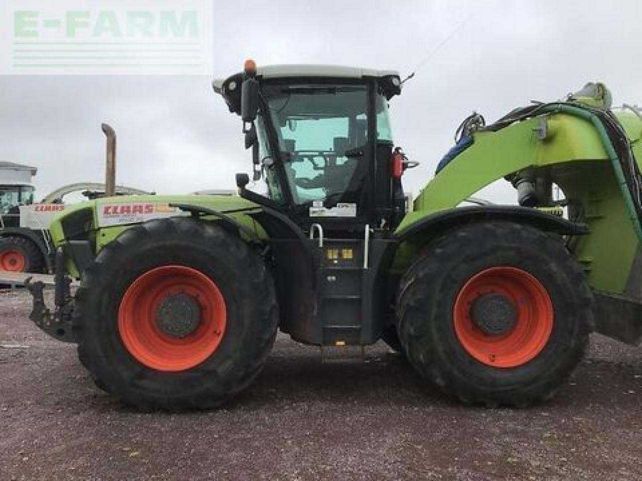 CLAAS xerion 3800 trac vc TRAC VC - 拖拉机:图4 CLAAS xerion 3800 trac vc TRAC VC - 拖拉机:图4