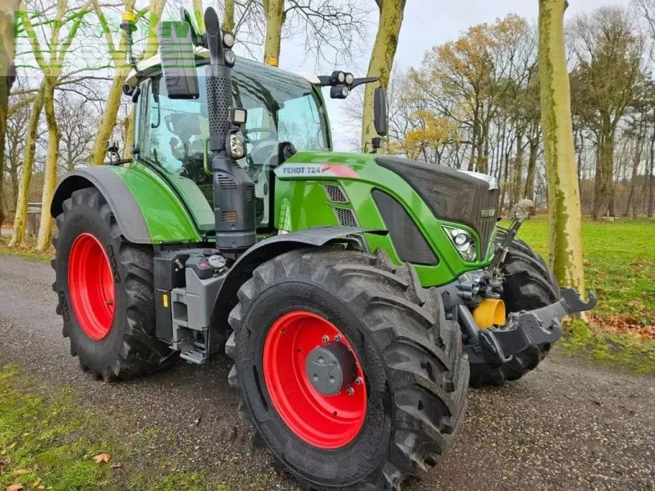 Fendt 724 s4 profi plus (718 720 722 ) - 拖拉机:图2 Fendt 724 s4 profi plus (718 720 722 ) - 拖拉机:图2