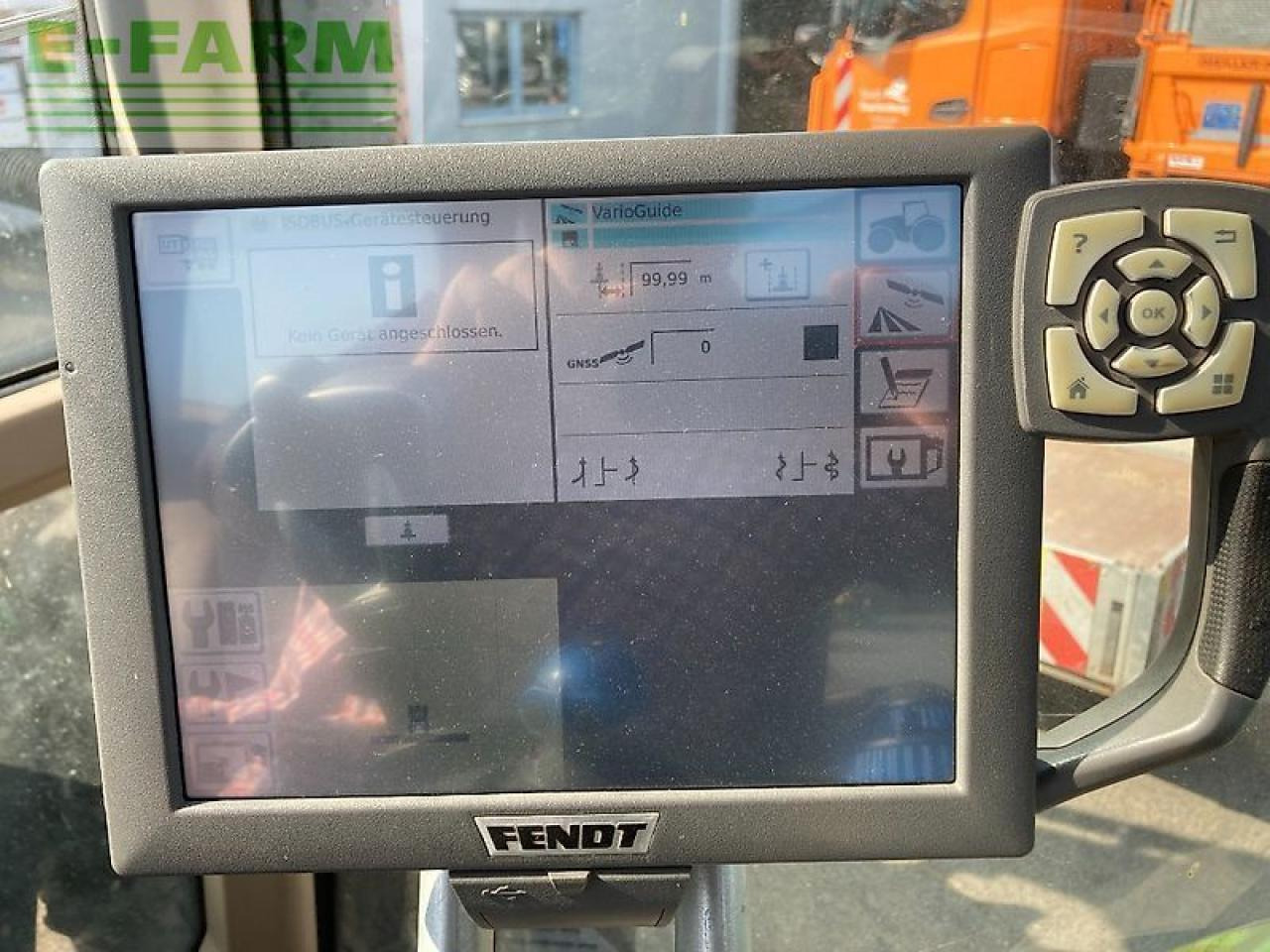 拖拉机 Fendt 724 vario tms profi plus mit frontlader ProfiPlus：图11