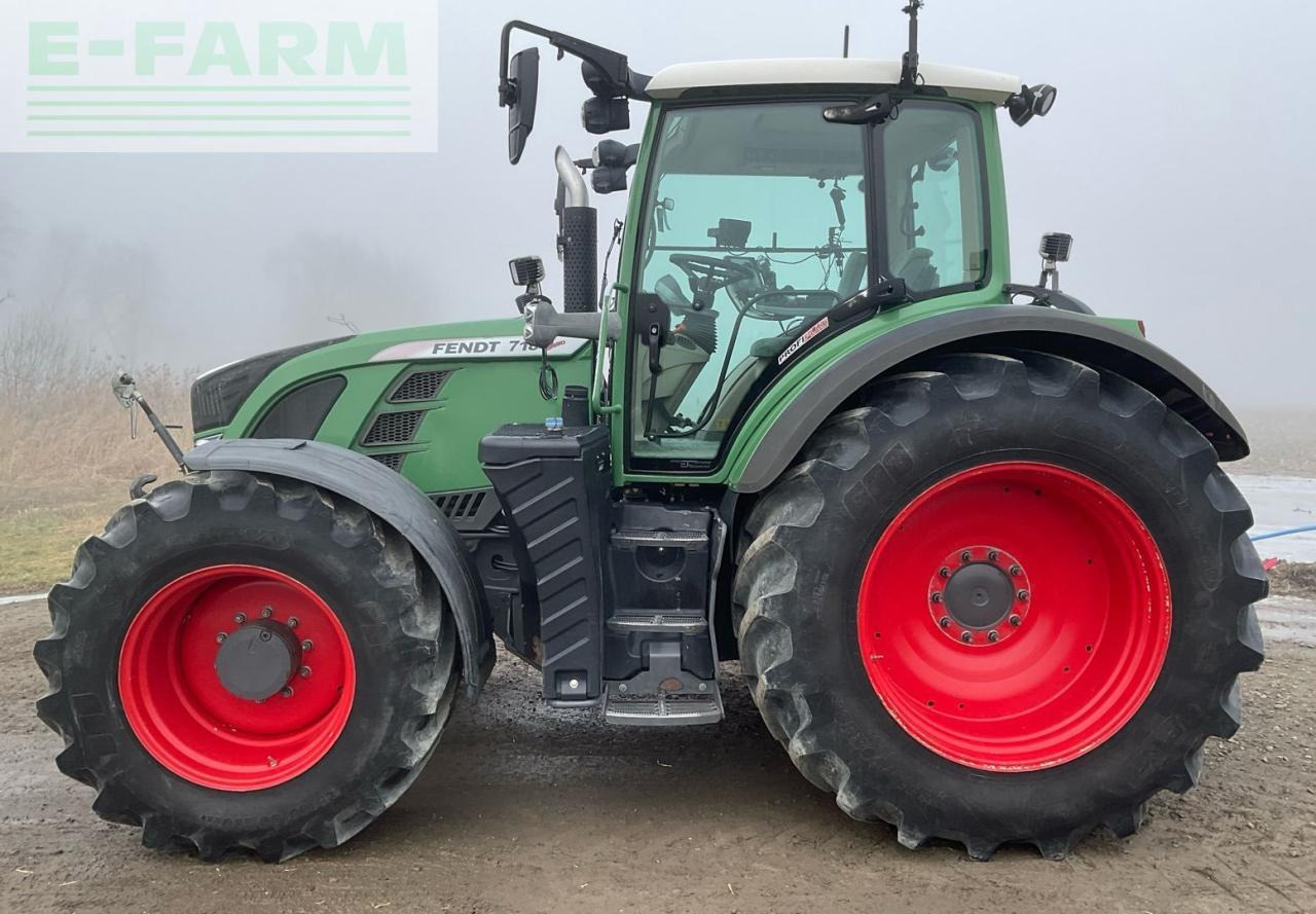 Fendt Vario 718 - 拖拉机:图2 Fendt Vario 718 - 拖拉机:图2