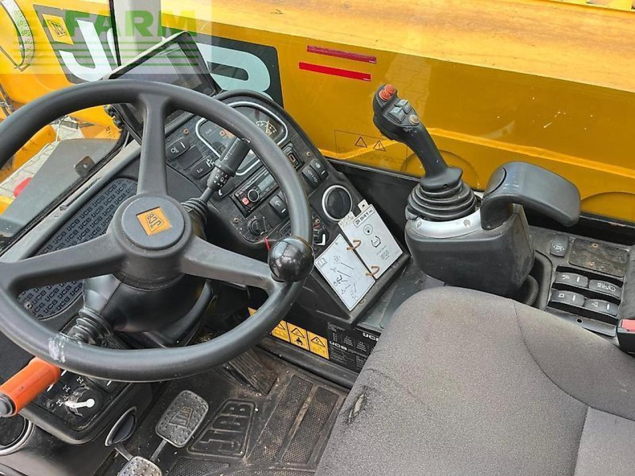 JCB 541-70 - 伸缩臂叉装车:图3 JCB 541-70 - 伸缩臂叉装车:图3