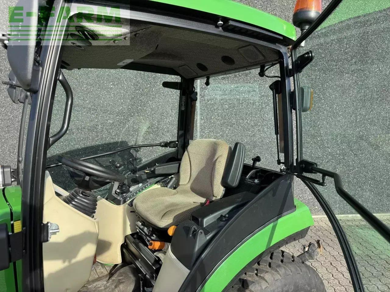 John Deere 2038r - 拖拉机:图2 John Deere 2038r - 拖拉机:图2