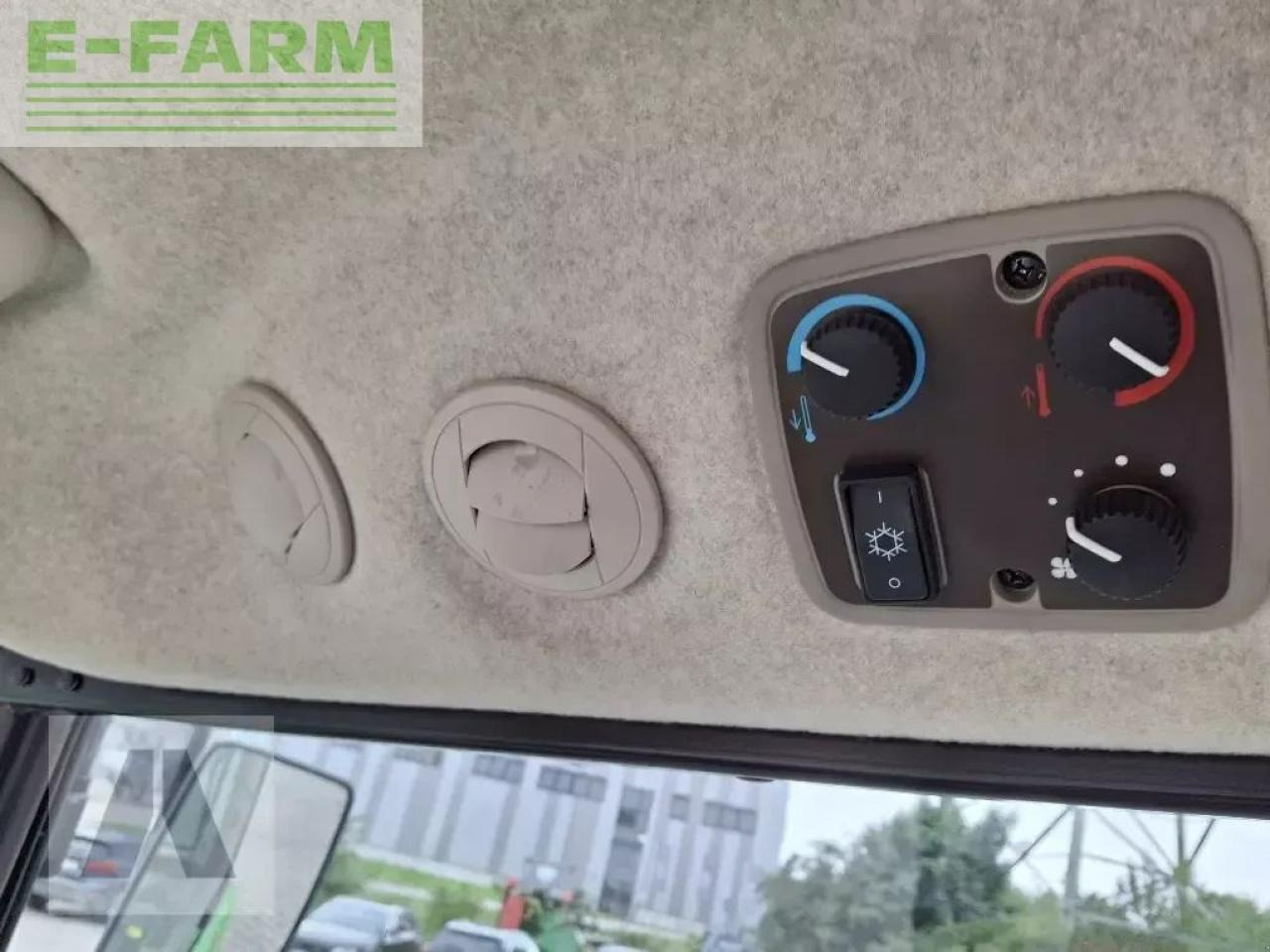 John Deere 3046r - 拖拉机:图4 John Deere 3046r - 拖拉机:图4