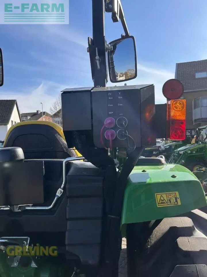 John Deere 4066m - 拖拉机:图2 John Deere 4066m - 拖拉机:图2