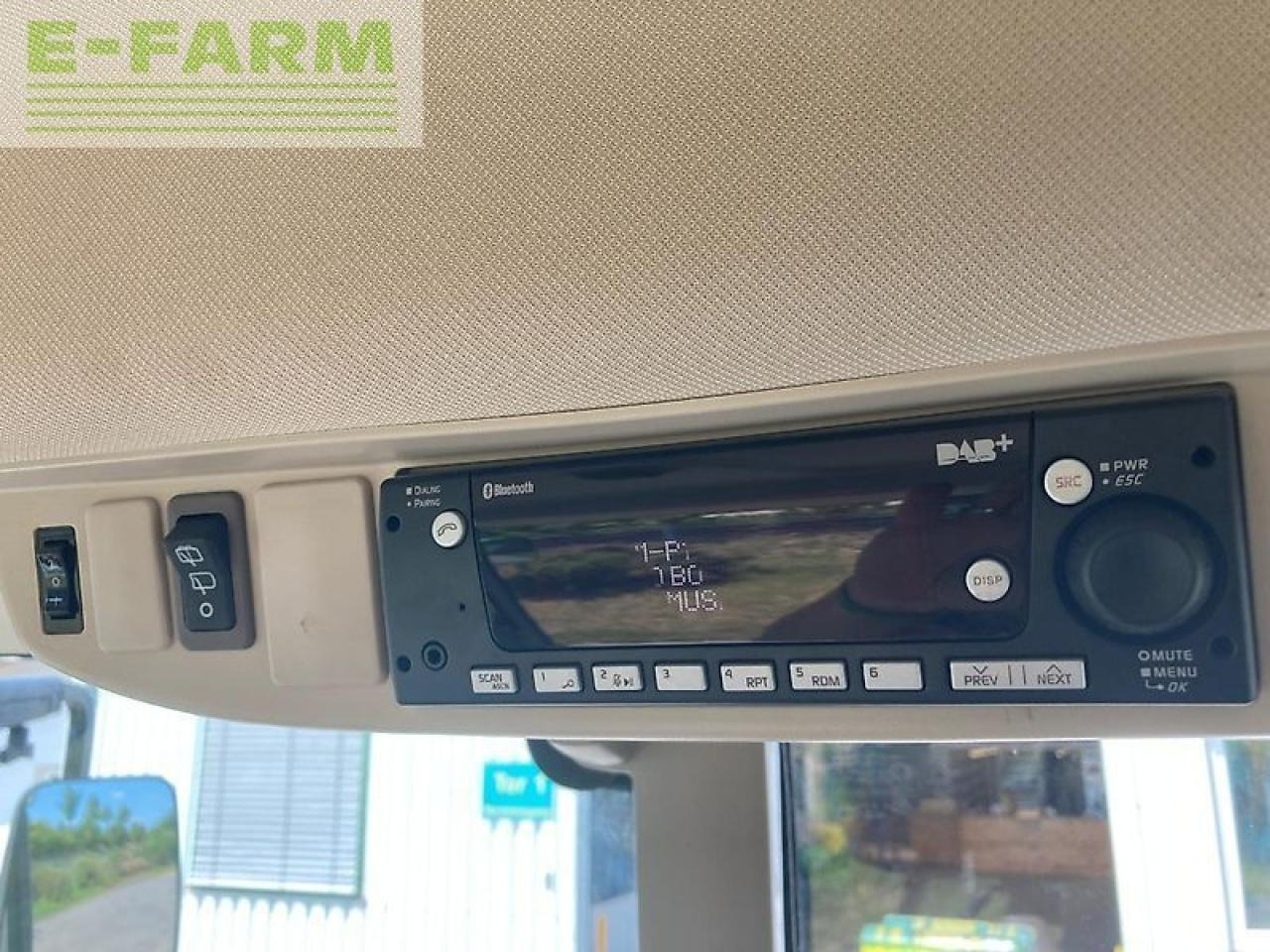 拖拉机 John Deere 6100m:图20 拖拉机 John Deere 6100m:图20