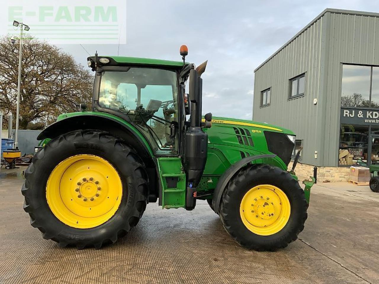 John Deere 6175r tractor (st24965) - 拖拉机:图1 John Deere 6175r tractor (st24965) - 拖拉机:图1