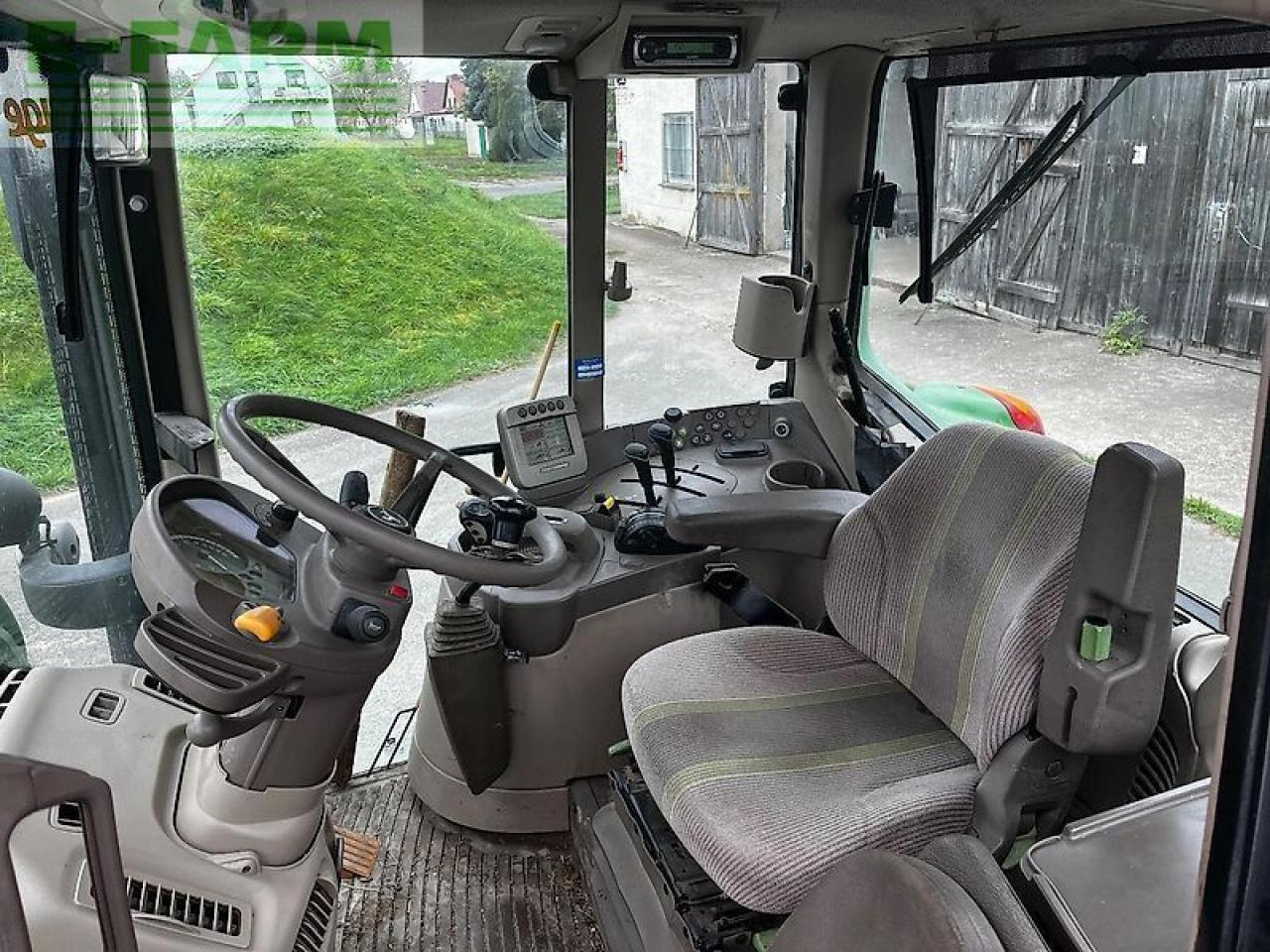 John Deere 6430 premium - 拖拉机:图4 John Deere 6430 premium - 拖拉机:图4