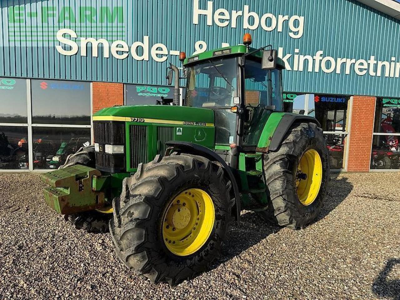 John Deere 7710 - 拖拉机:图1 John Deere 7710 - 拖拉机:图1