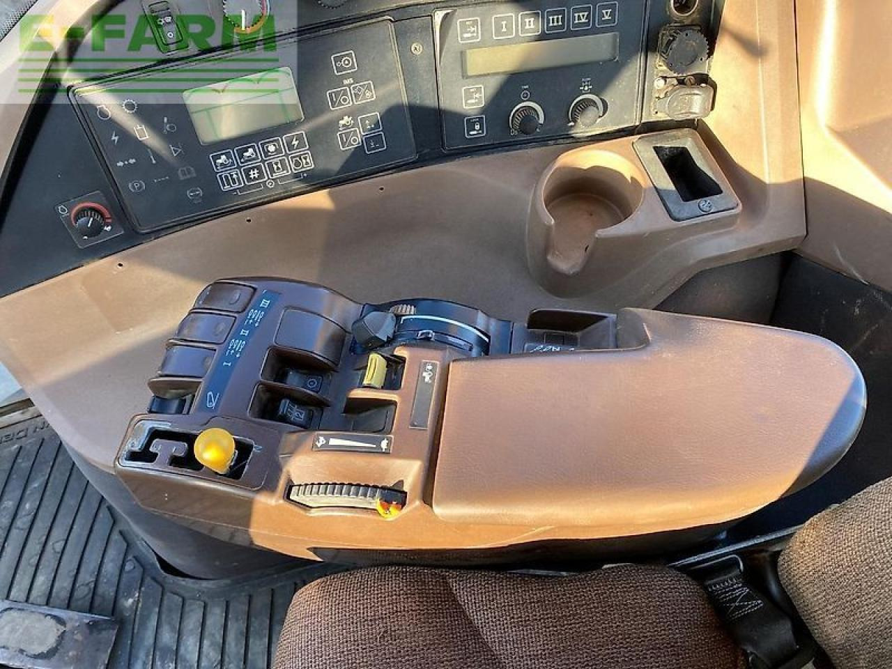 拖拉机 John Deere 8320：图27