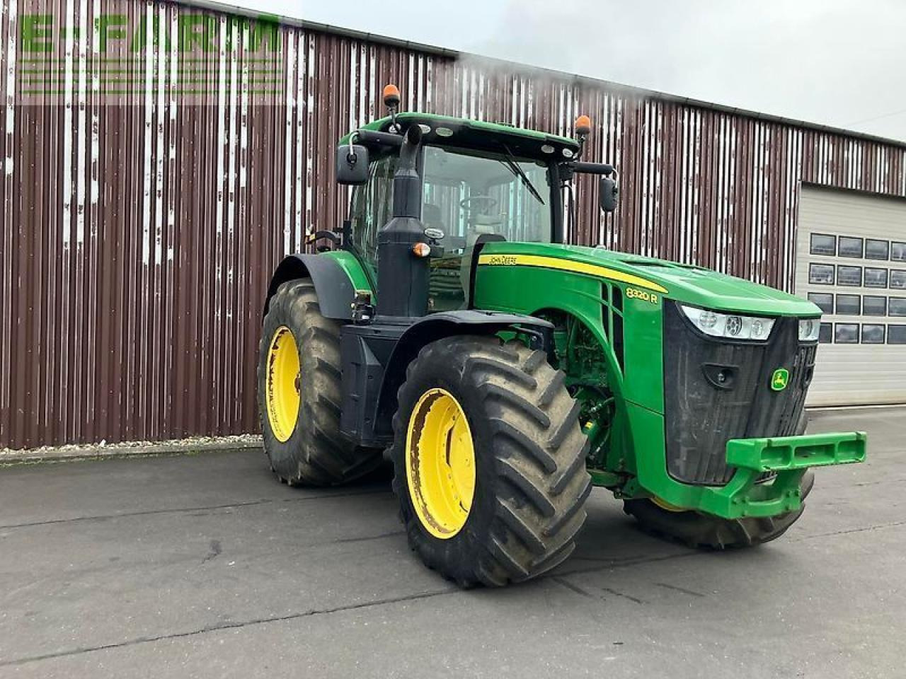 John Deere 8320r - 拖拉机:图2 John Deere 8320r - 拖拉机:图2