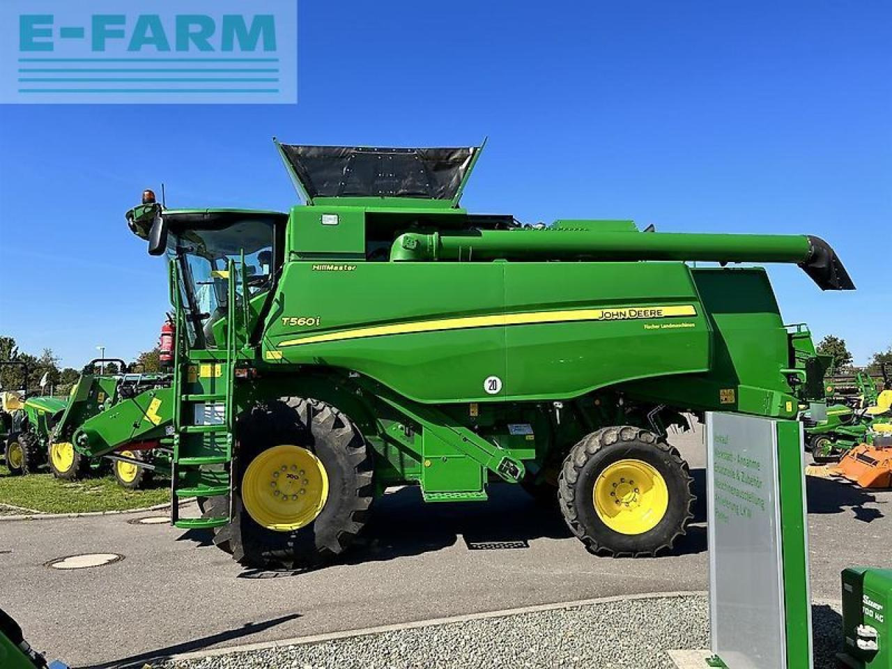 John Deere t560i hm - 联合收割机:图2 John Deere t560i hm - 联合收割机:图2