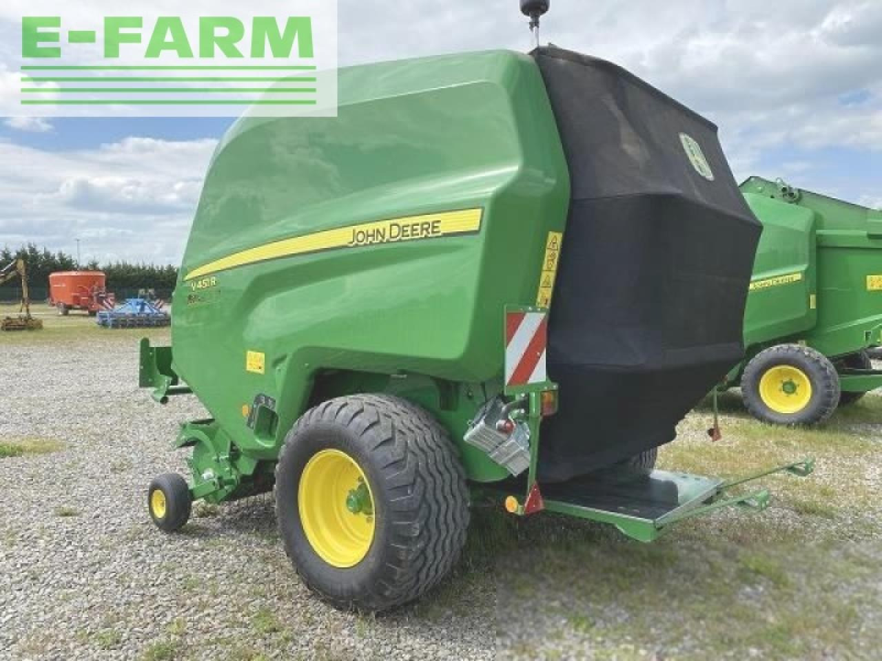 John Deere v451r - 方形打包机:图3 John Deere v451r - 方形打包机:图3
