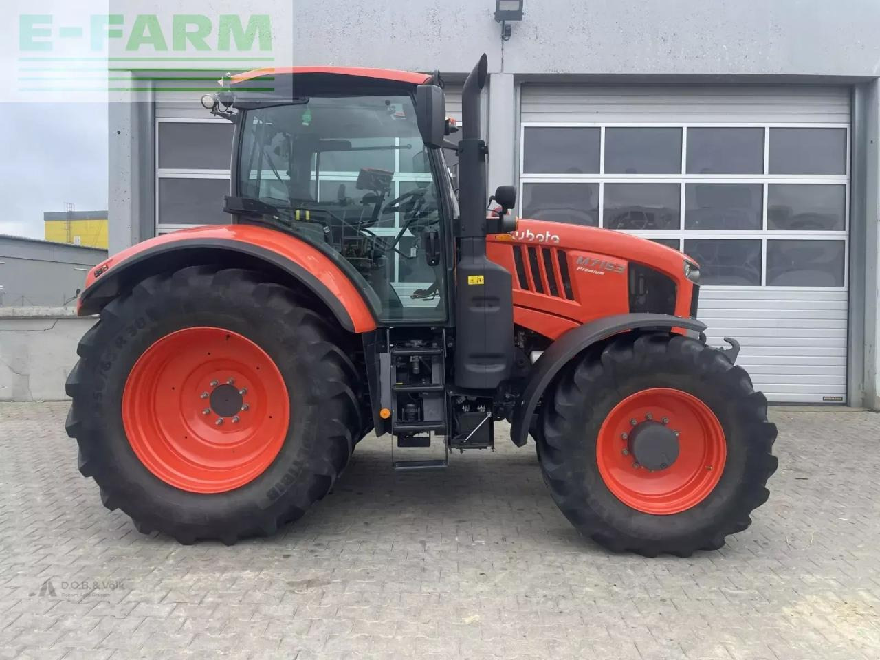 Kubota m 7153 - 拖拉机:图4 Kubota m 7153 - 拖拉机:图4