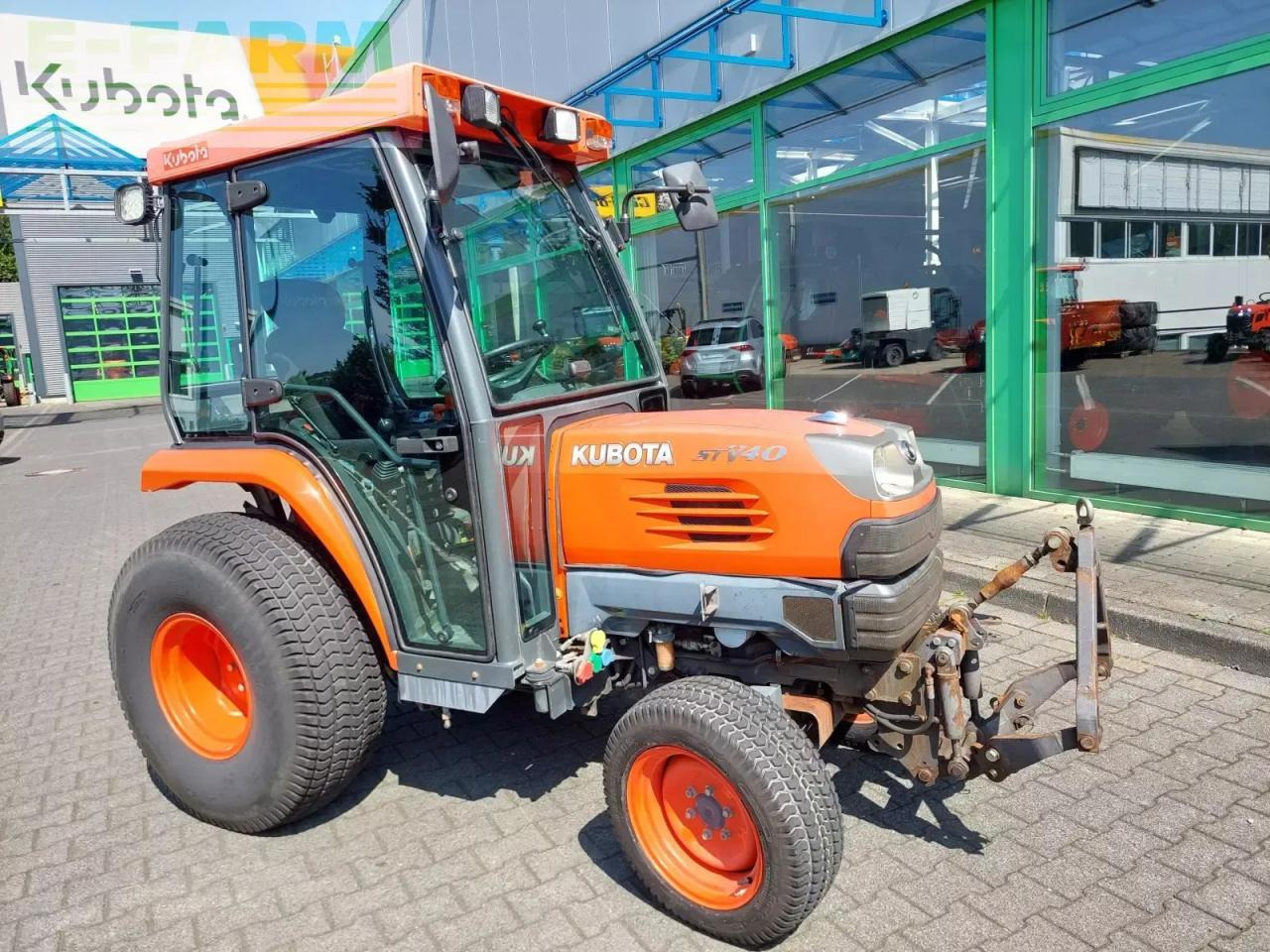 Kubota stv40 - 拖拉机:图1 Kubota stv40 - 拖拉机:图1