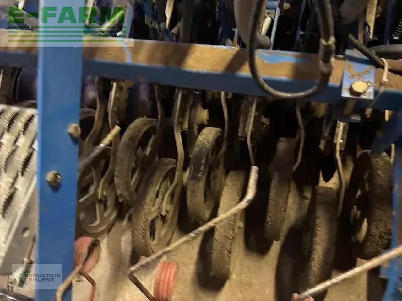 联合条播机 Lemken zirkon 10/300 + solitair 8/300:图9 联合条播机 Lemken zirkon 10/300 + solitair 8/300:图9