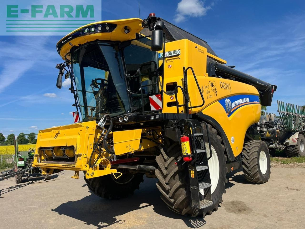New Holland CX 8.80 - 联合收割机:图1 New Holland CX 8.80 - 联合收割机:图1