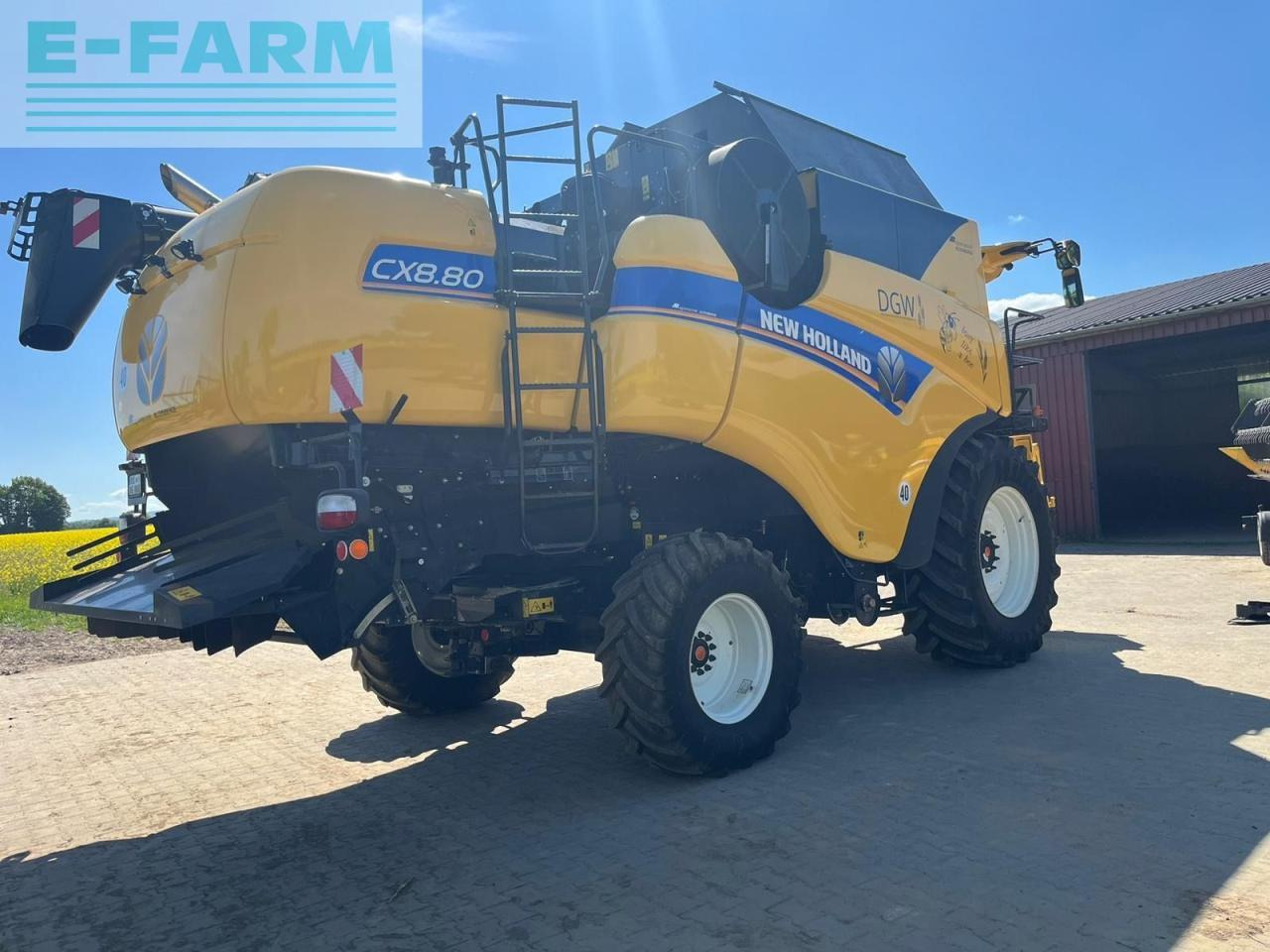 New Holland CX 8.80 - 联合收割机:图2 New Holland CX 8.80 - 联合收割机:图2