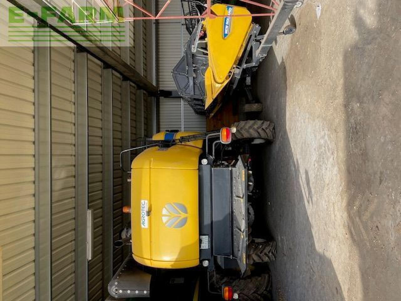 New Holland CX6090 - 联合收割机:图4 New Holland CX6090 - 联合收割机:图4