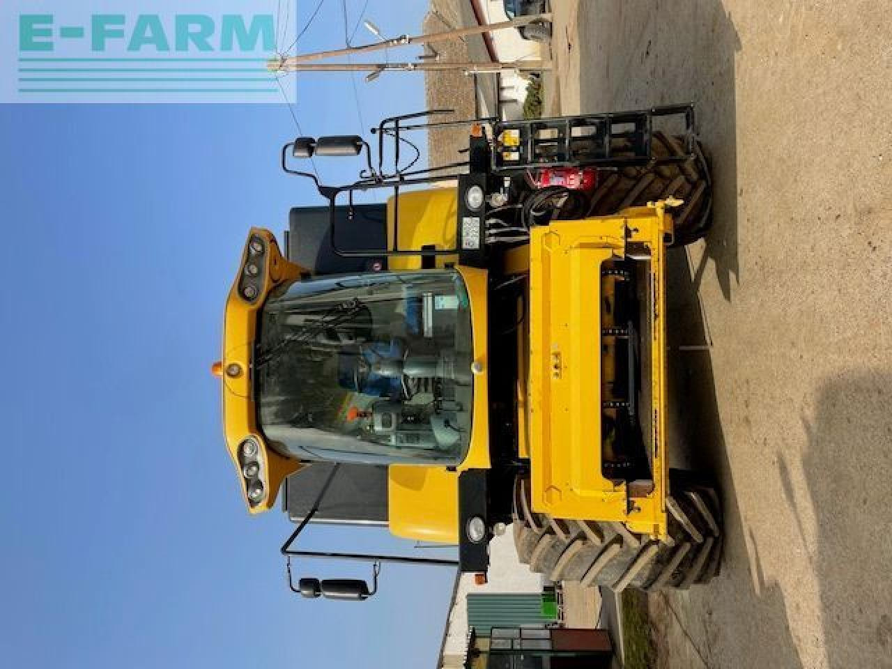 New Holland CX6090 - 联合收割机:图2 New Holland CX6090 - 联合收割机:图2