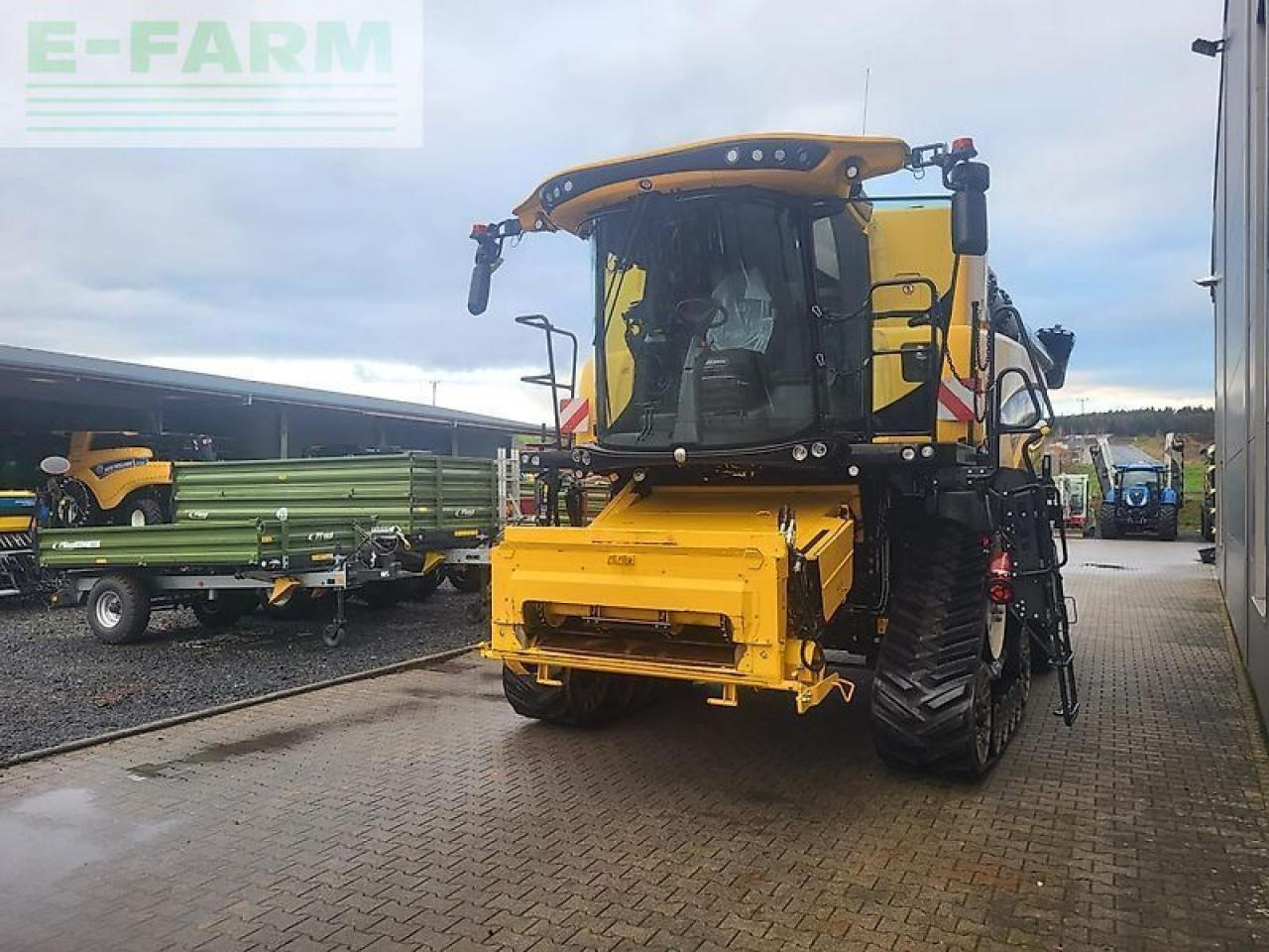 New Holland cx 8.80 raupe - 联合收割机:图2 New Holland cx 8.80 raupe - 联合收割机:图2