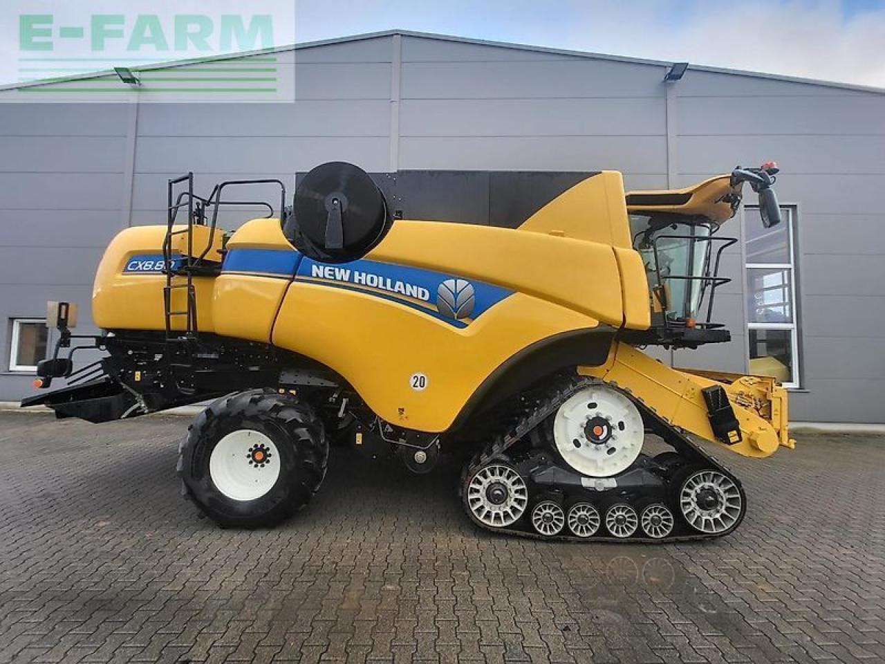New Holland cx 8.80 raupe - 联合收割机:图3 New Holland cx 8.80 raupe - 联合收割机:图3