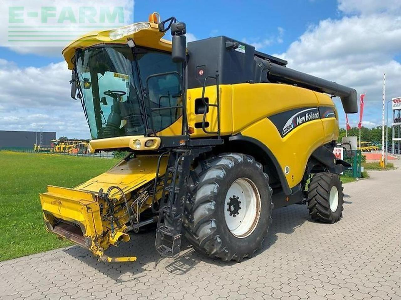 New Holland cx 880 - 联合收割机:图1 New Holland cx 880 - 联合收割机:图1