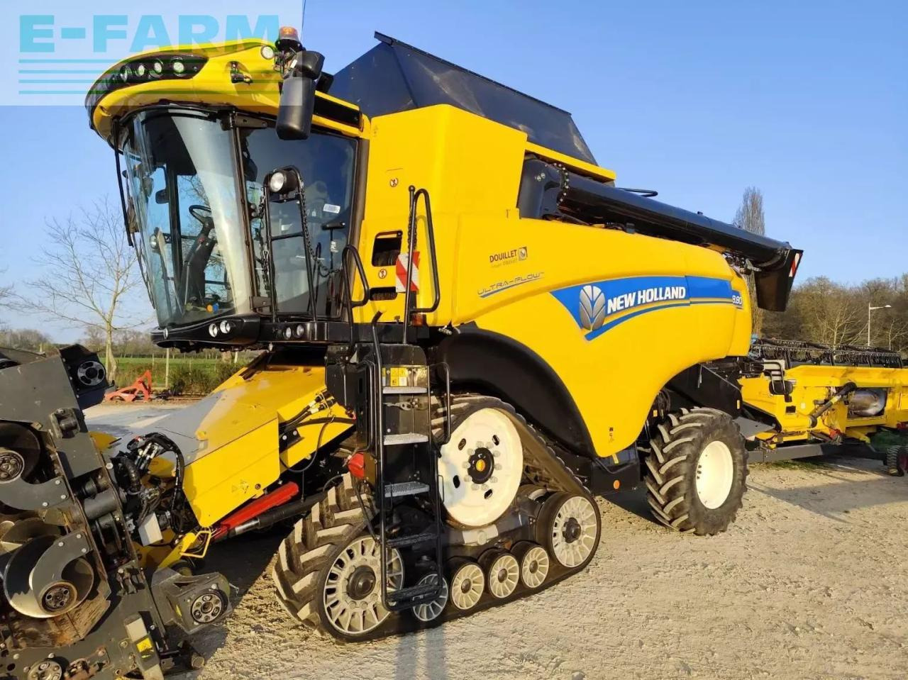 New Holland cx8.80smarttrax - 联合收割机:图1 New Holland cx8.80smarttrax - 联合收割机:图1