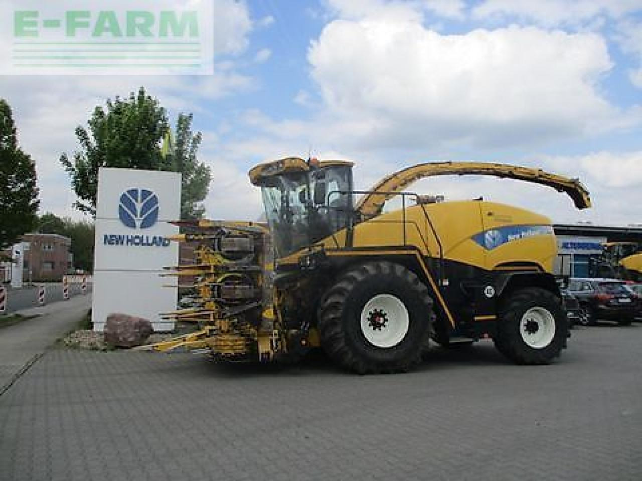 New Holland fr 9050 / fr9050 - 饲料收割机:图1 New Holland fr 9050 / fr9050 - 饲料收割机:图1