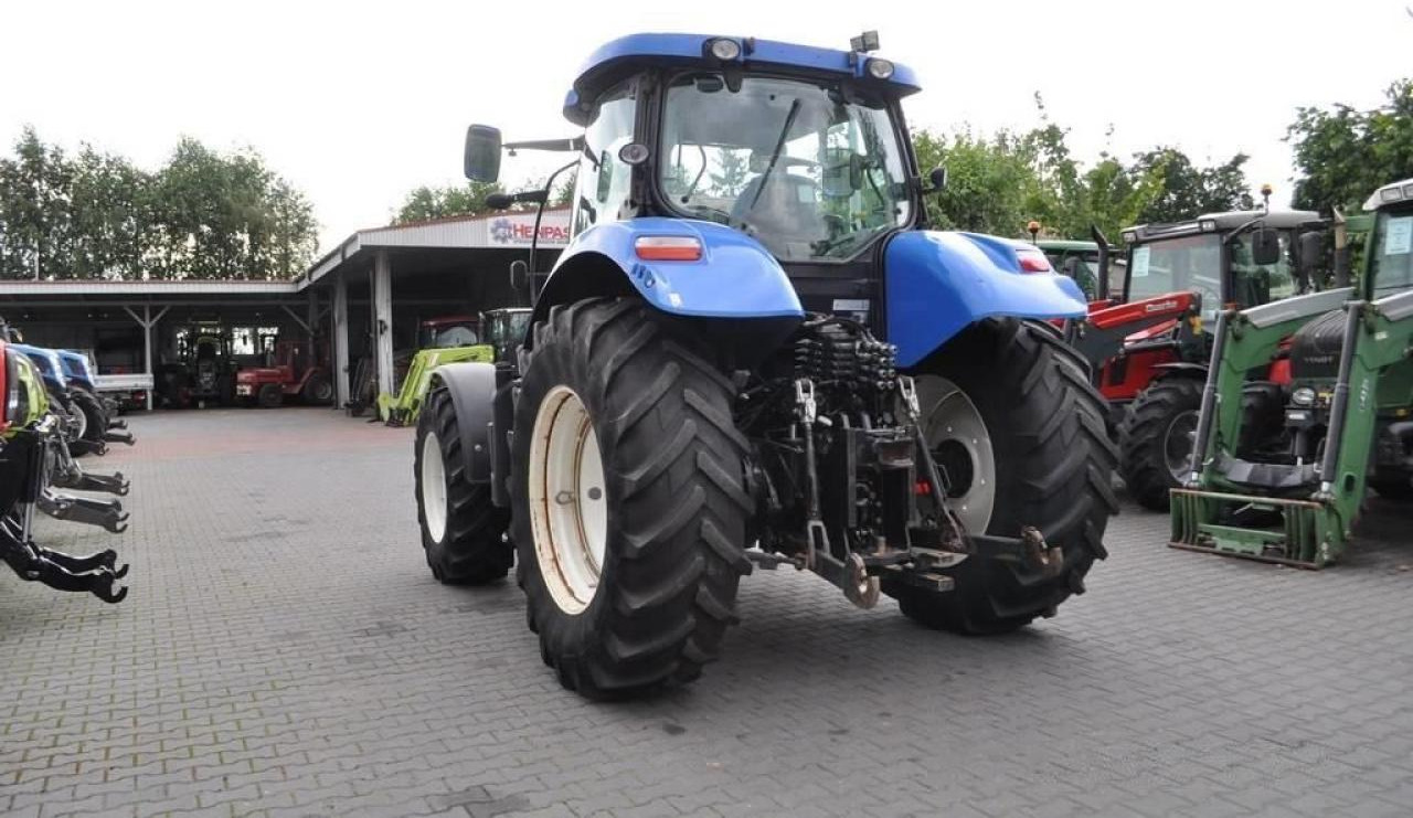 New Holland t7.200 rangecommand / price with tax / - 拖拉机:图4 New Holland t7.200 rangecommand / price with tax / - 拖拉机:图4