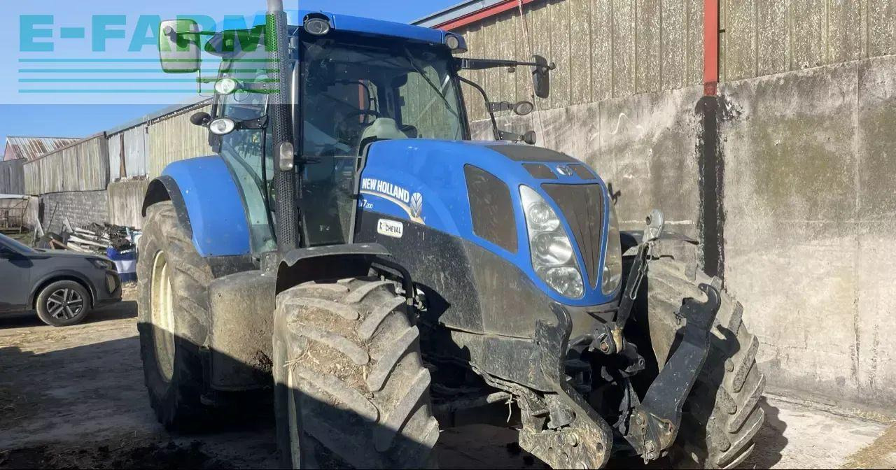 New Holland t7,200 - 拖拉机:图2 New Holland t7,200 - 拖拉机:图2
