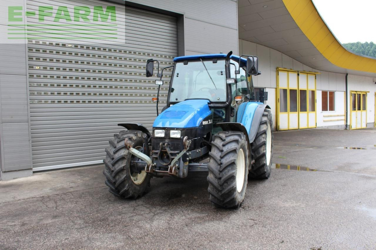 New Holland tl 80 - 拖拉机:图2 New Holland tl 80 - 拖拉机:图2