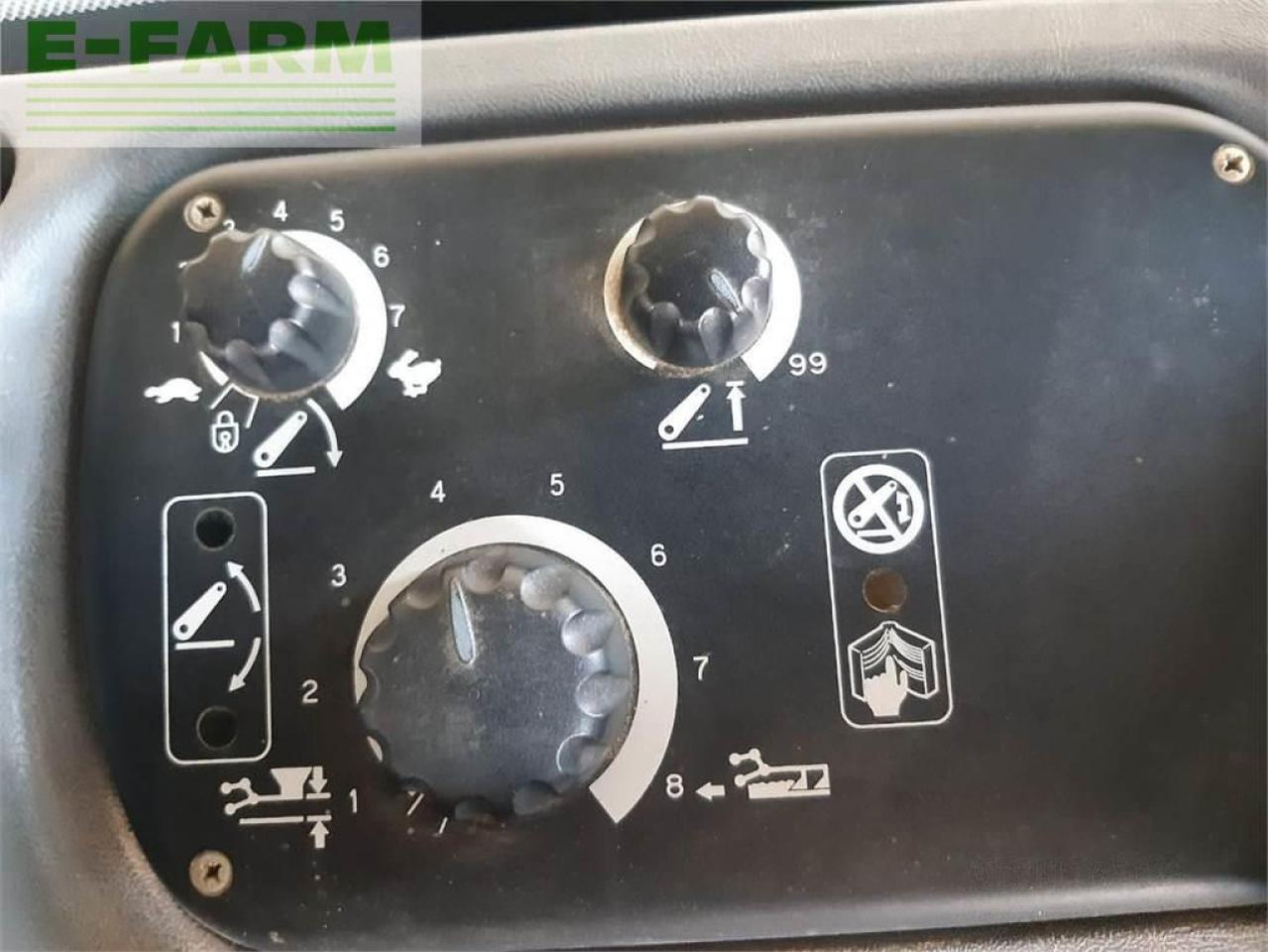 New Holland ts90 - 拖拉机:图4 New Holland ts90 - 拖拉机:图4