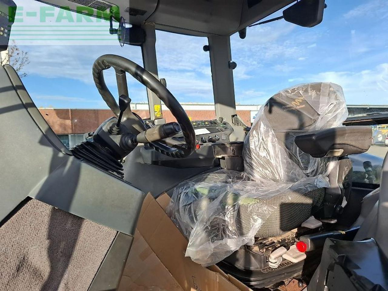 拖拉机 New Holland tvt 145:图11 拖拉机 New Holland tvt 145:图11