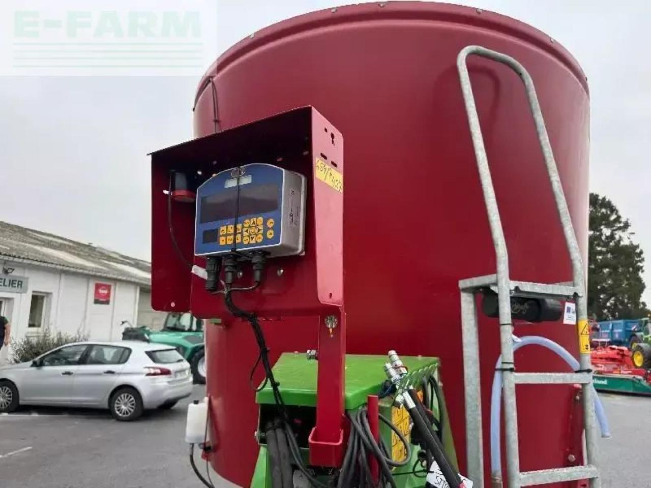 Strautmann vertimix 1651 - 牲畜设备:图4 Strautmann vertimix 1651 - 牲畜设备:图4