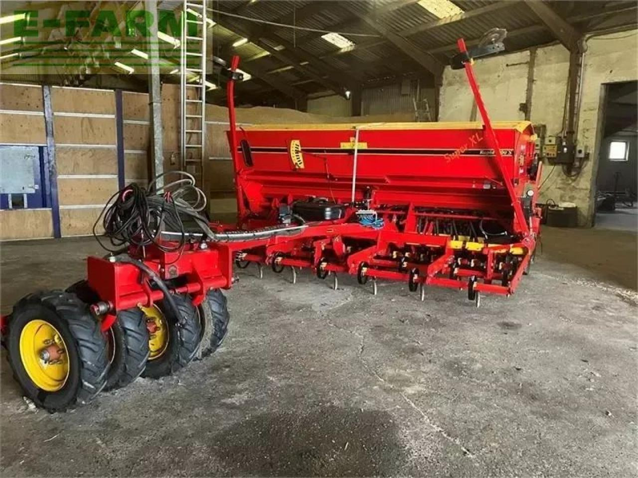 Väderstad 4 m single / harvetænder flydende gødningsplacerin - 联合条播机:图1 Väderstad 4 m single / harvetænder flydende gødningsplacerin - 联合条播机:图1