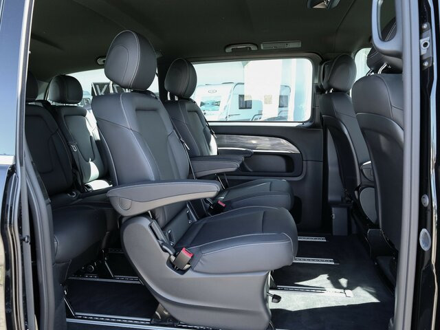 MERCEDES-BENZ EQV 300 Avantgarde Line,lang,7Sitze,2xKlima,LED - 小型客车, 电动小型货车:图4 MERCEDES-BENZ EQV 300 Avantgarde Line,lang,7Sitze,2xKlima,LED - 小型客车, 电动小型货车:图4